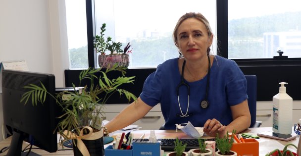 Kocaeli Üniversitesi Öğretim Üyesi Prof. Dr. Sıla Akhan, aşılama çalışmalarını değerlendirdi:
