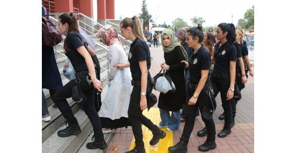 Kocaeli Üniversitesinde Fetö'cü Avı!