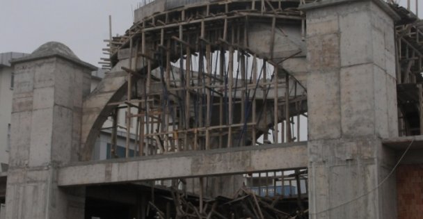 Kocaeli Valiliğinden cami kubbe inşaatındaki kazayla ilgili açıklama