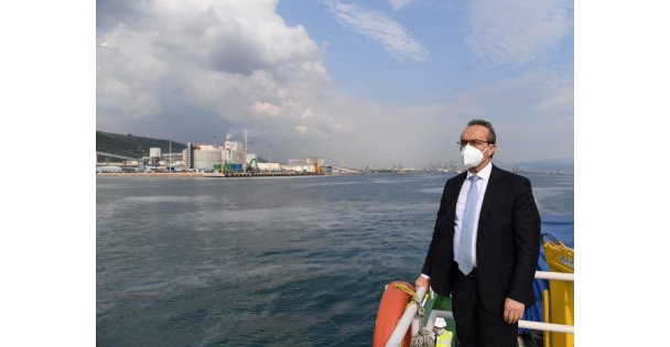 Kocaeli Valisi Seddar Yavuz, müsilaj temizleme çalışmalarını inceledi