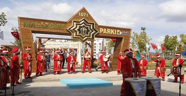 Kocaeli'de 1071 Malazgirt Parkı Açıldı