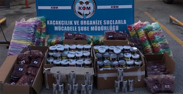 Kocaeli'de 190 kilogram kaçak nargile tütünü yakalandı