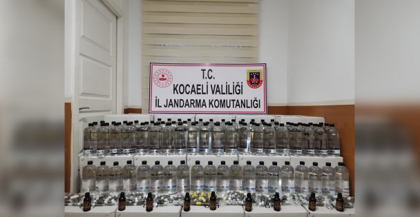 Kocaeli'de 480 litre  kaçak etil alkol ele geçirildi