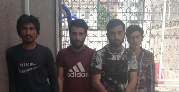 Kocaeli'de 4 Düzensiz Göçmen Muhafaza Altına Alındı