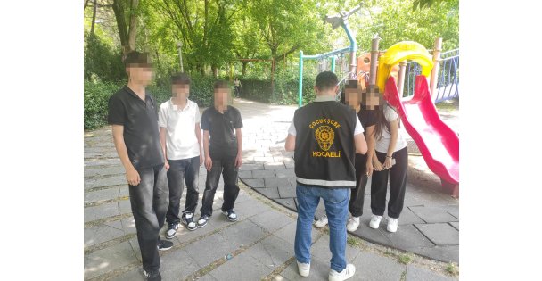 Kocaeli'de 51 çocuk sokakta dilenirken tespit edildi, 31 bin 404 TL ceza uygulandı