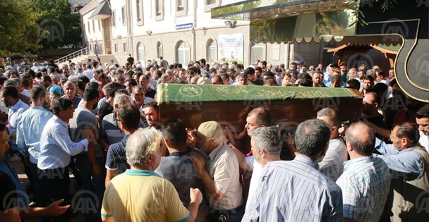 Kocaeli'de 5. kattan düşen kişi öldü