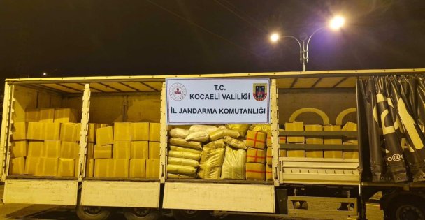 Kocaeli'de 7 Milyon TL Değerinde Kıyılmış Tütün Ele Geçirildi