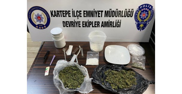 Kocaeli'de araçta 907 gram metamfetamin ele geçirildi