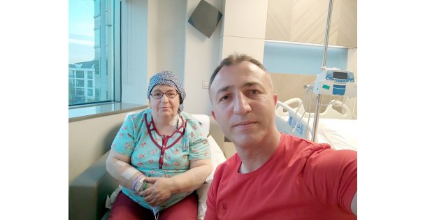 Kocaeli'de böbrek yetmezliği tedavisi gören anne, oğlundan yapılan nakille sağlığına kavuştu