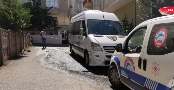 Kocaeli'de boşanma aşamasındaki eşini silahla ağır yaralayan zanlı yakalandı