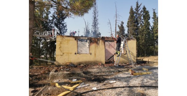 Kocaelide Çıkan Ev Yangını Söndürüldü