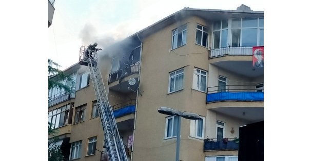 Kocaeli'de çıkan ev yangını söndürüldü