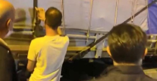 Kocaeli'de durdurulan tırda 112 düzensiz göçmen yakalandı