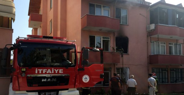 Kocaeli'de evde patlama: 2 ölü, 1 yaralı
