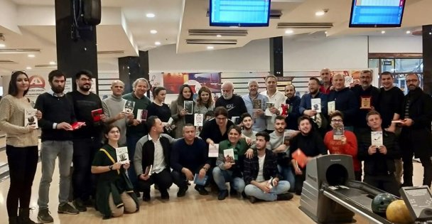 Kocaeli'de gazeteciler bowling turnuvasında bir araya geldi