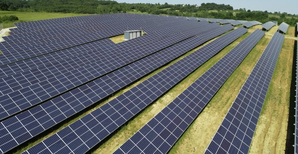 Kocaeli'de güneş enerji santralleri belediye bütçesine katkı sağlıyor