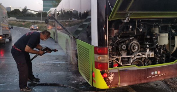 Kocaeli'de halk otobüsünde yangın