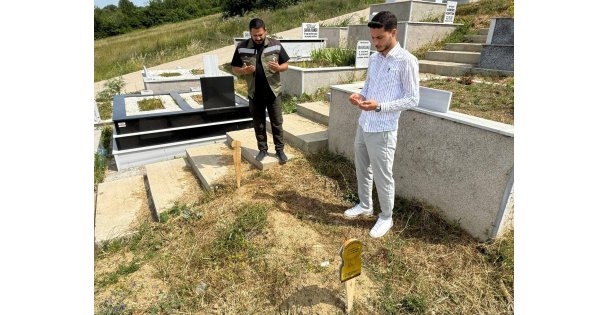 Kocaelide her cenaze insan onuruyla defnediliyor
