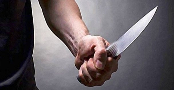 Kocaeli'de iki grup arasında çıkan bıçaklı kavgada 3 kişi yaralandı