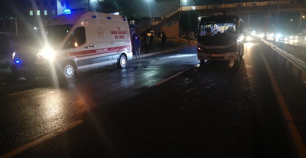 Kocaeli'de iki minibüsün çarpıştığı kazada 4 kişi yaralandı