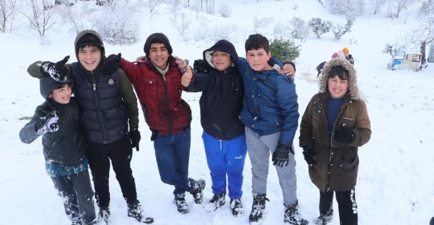 Kocaeli'de Karın Keyfini Yine Çocuklar Çıkardı