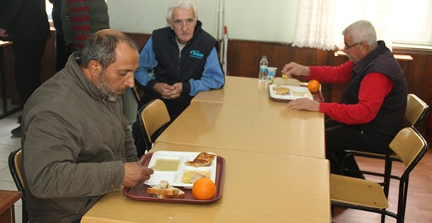 Kocaeli'de kimse soğukta dışarıda kalmıyor
