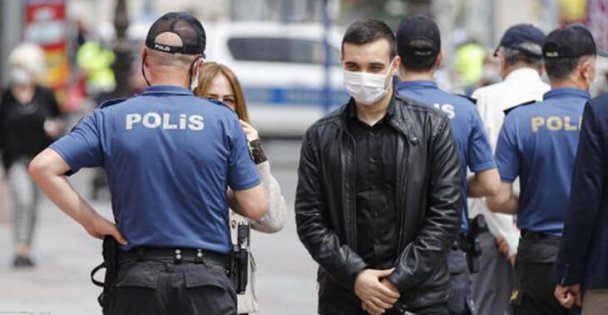 Kocaeli'de Kovid-19 tedbirlerine uymayan 498 kişiye para cezası verildi