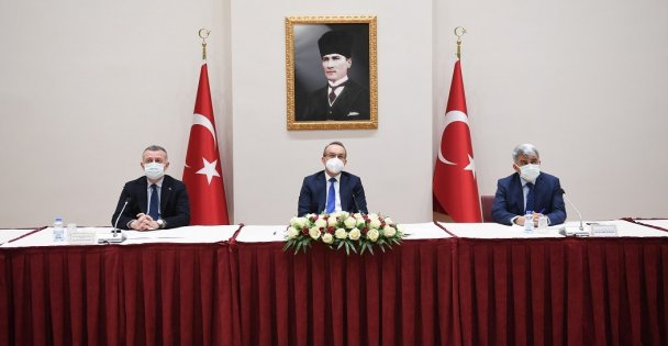 Kocaeli'de Kovid-19'la mücadelede yeni kararlar alındı