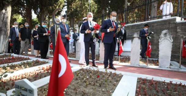 Kocaeli'de Kurban Bayramı arifesinde şehitlik ziyaret edildi