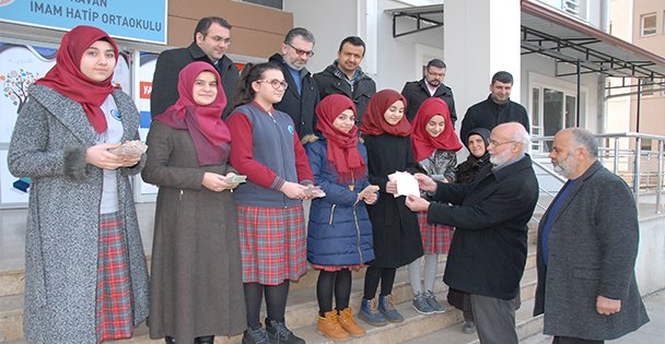 Kocaeli'de Ortaokul Öğrencilerinden Halep'e Yardım