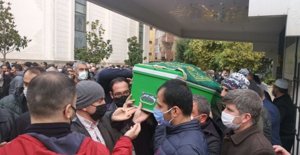 Kocaeli'de otomobil çarpması sonucu ölen yaşlı adam defnedildi