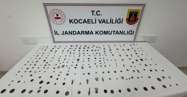 Kocaeli'de Roma ve Helenistik Döneme Ait 511 Tarihi Eser Ele Geçirildi