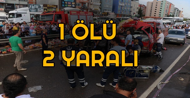 Kocaeli'de Trafik Kazası: 1 Ölü, 2 Yaralı
