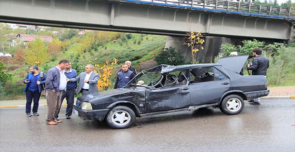 KOCAELİ'de TRAFİK KAZASI