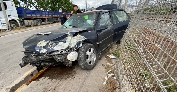 Kocaelide U Dönüşü Kazası: 5 Yaralı