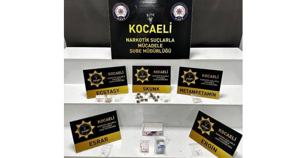 Kocaeli'de Uyuşturucu Ve Sahte Alkol Operasyonu