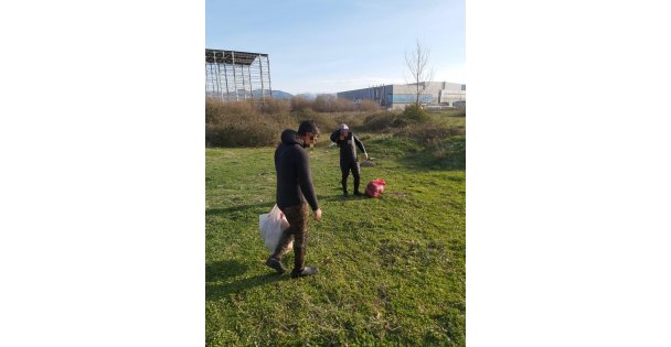 Yasak bölgede balık ve midye avlayan 10 kişi yakalandı