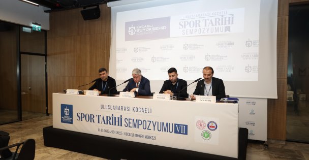 Kocaelide yelken sporunun tarihi masaya yatırıldı;  Yelken sporu için en ideal yer; İzmit Körfezi”