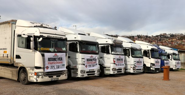 Kocaeli'den Suriye'ye İHH yardım tırları gönderildi