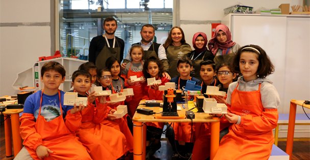 Kocaelili çocuklar, öğretmenlerini unutmadı