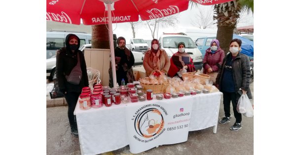 Kocaeli'nin girişimci kadınları kurdukları kooperatifle yöresel ürünleri tüketiciyle buluşturuyor