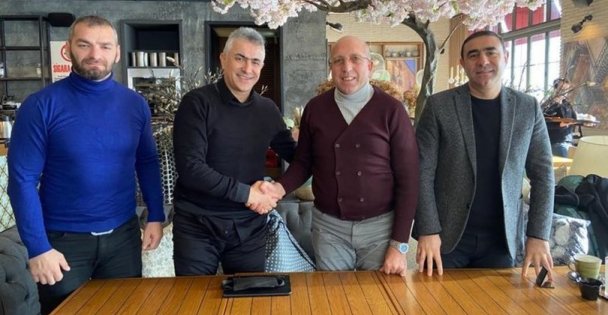 Kocaelispor, teknik direktör Mehmet Altıparmak ile anlaştı