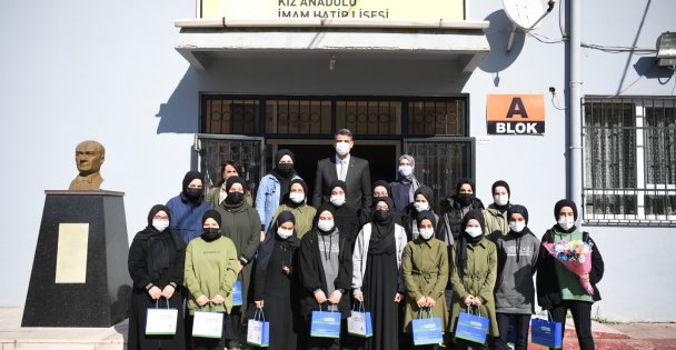 KOCAMAN'IN GENÇLİK BULUŞMALARI DEVAM EDİYOR