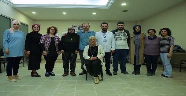 Konuşma zorluğunu diksiyon kursuyla yendi