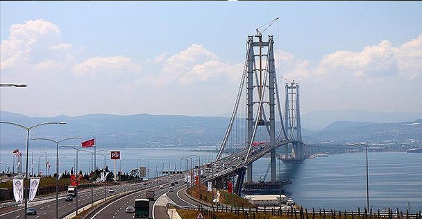 Köprü ve otoyol gelirleri 1,1 milyar lirayı geçti