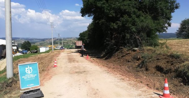 Körfez Himmetli Köy Yolu Genişletiliyor