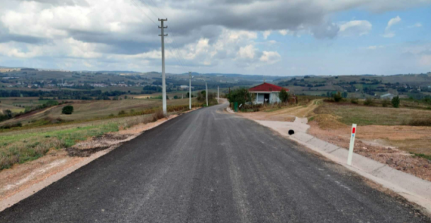 Körfez Köy Yollarında Asfaltlama Çalışmaları