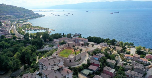 Körfez'in 1400 yıllık kalesi turizme kazandırılıyor