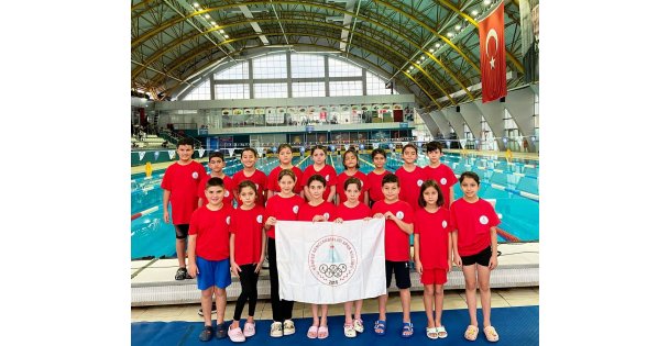 Körfezli yüzücüler Sakaryada şampiyon oldu