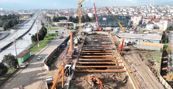 Körfezray Metro Projesinde çalışmalar planlandığı şekilde ilerliyor;  Derincede iki TBM kuruluma hazırlanıyor